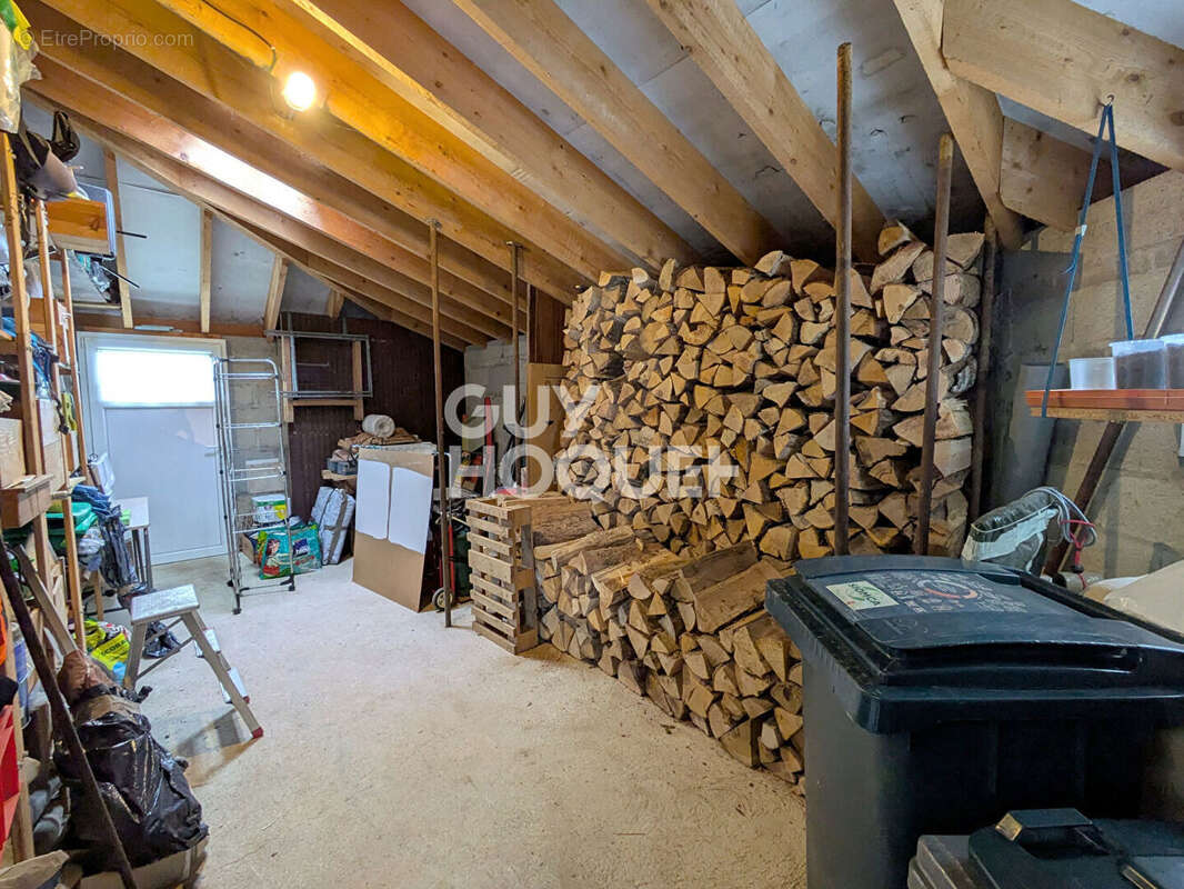 Maison à ECOLE-VALENTIN