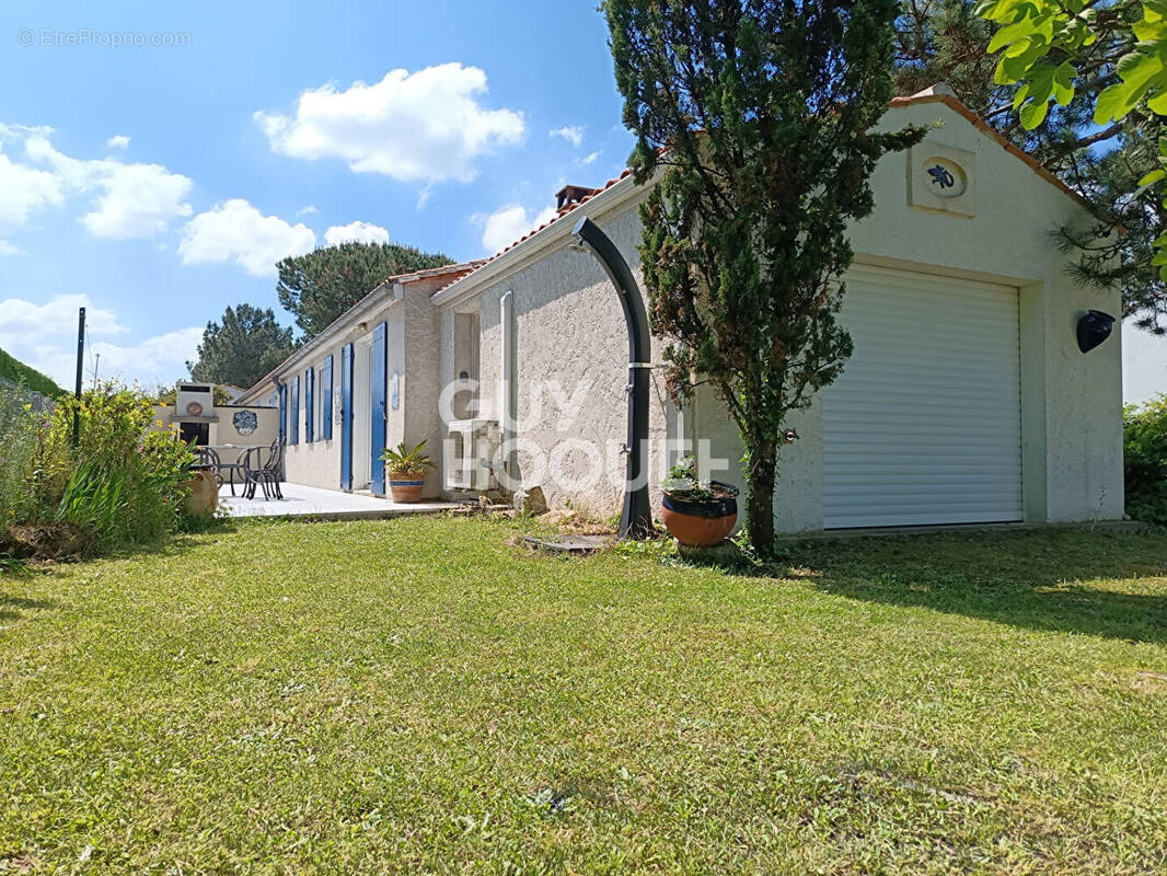 Maison à LE GRAND-VILLAGE-PLAGE