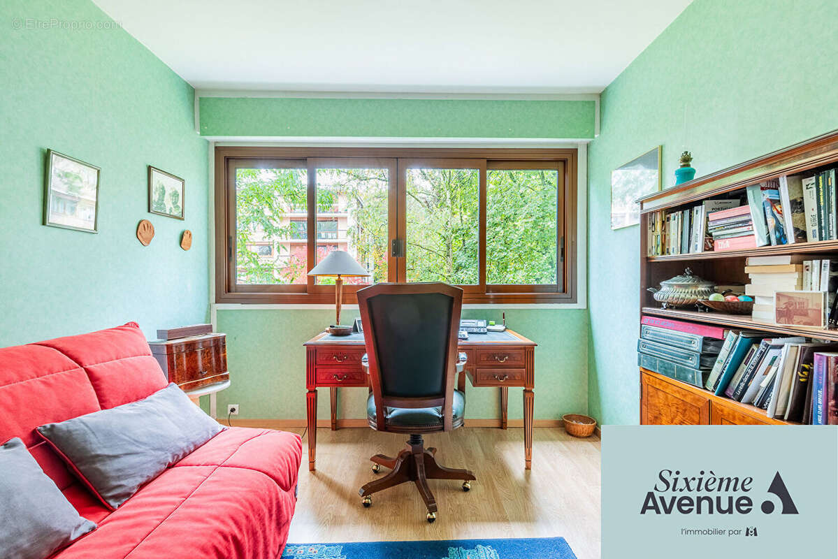 Appartement à CHILLY-MAZARIN