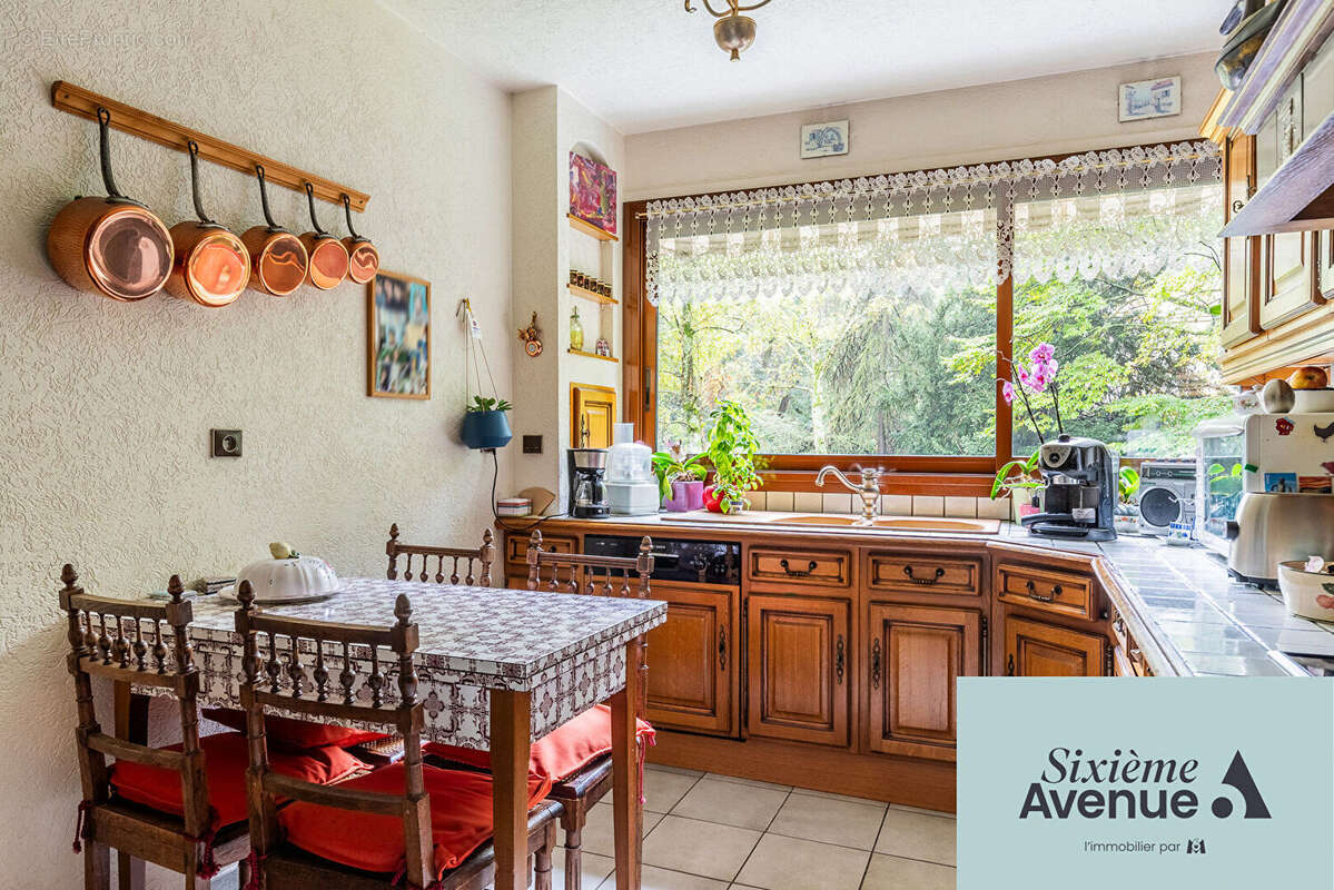 Appartement à CHILLY-MAZARIN