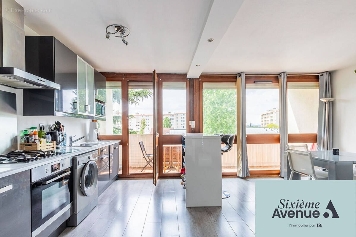 Appartement à CHILLY-MAZARIN