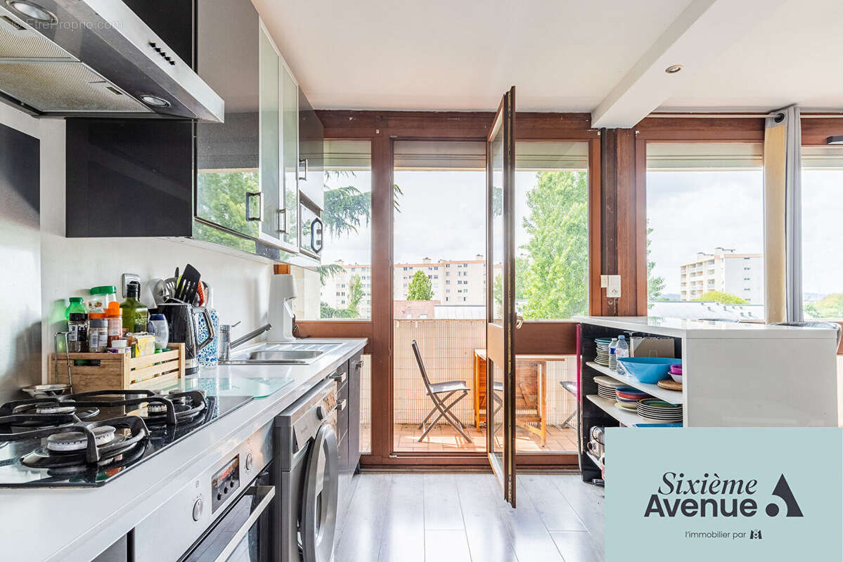 Appartement à CHILLY-MAZARIN