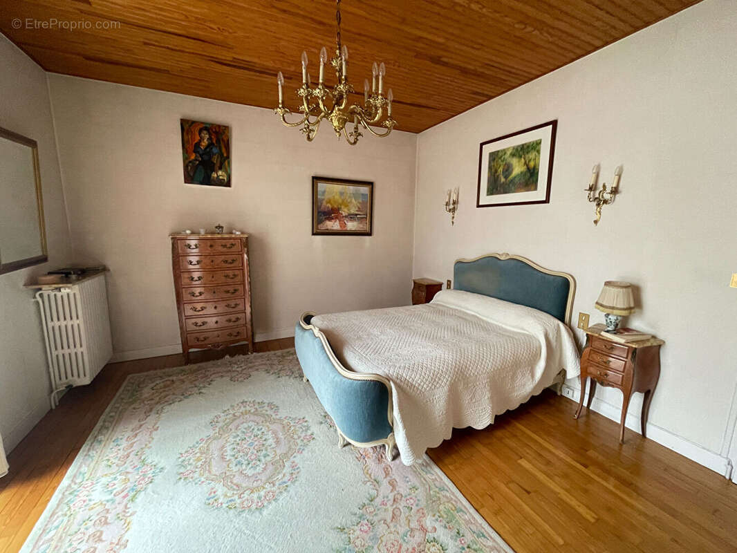 Maison à AIXE-SUR-VIENNE