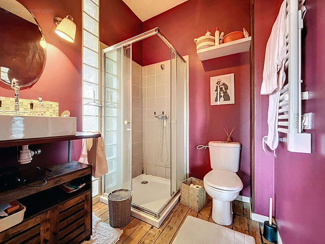 Maison à BLANQUEFORT