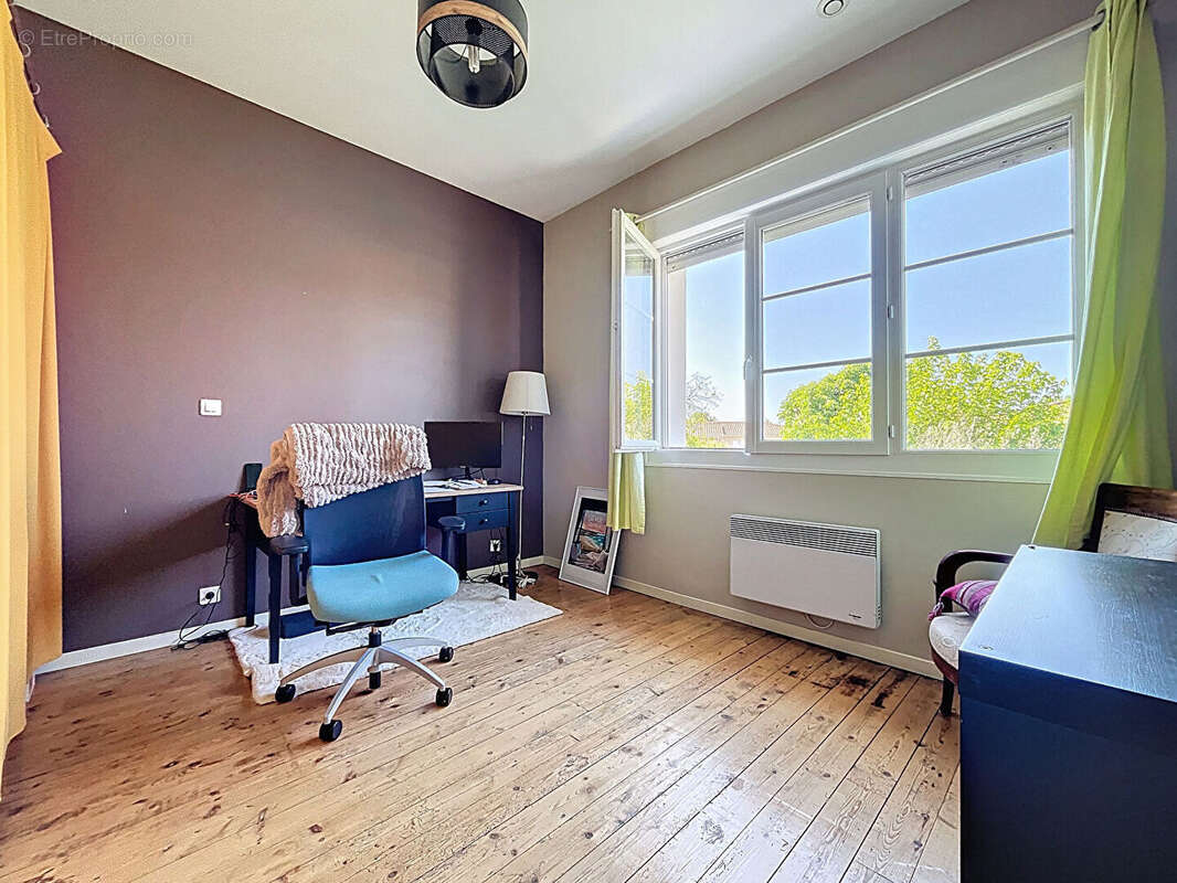 Maison à BLANQUEFORT