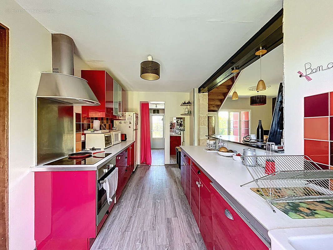 Maison à BLANQUEFORT