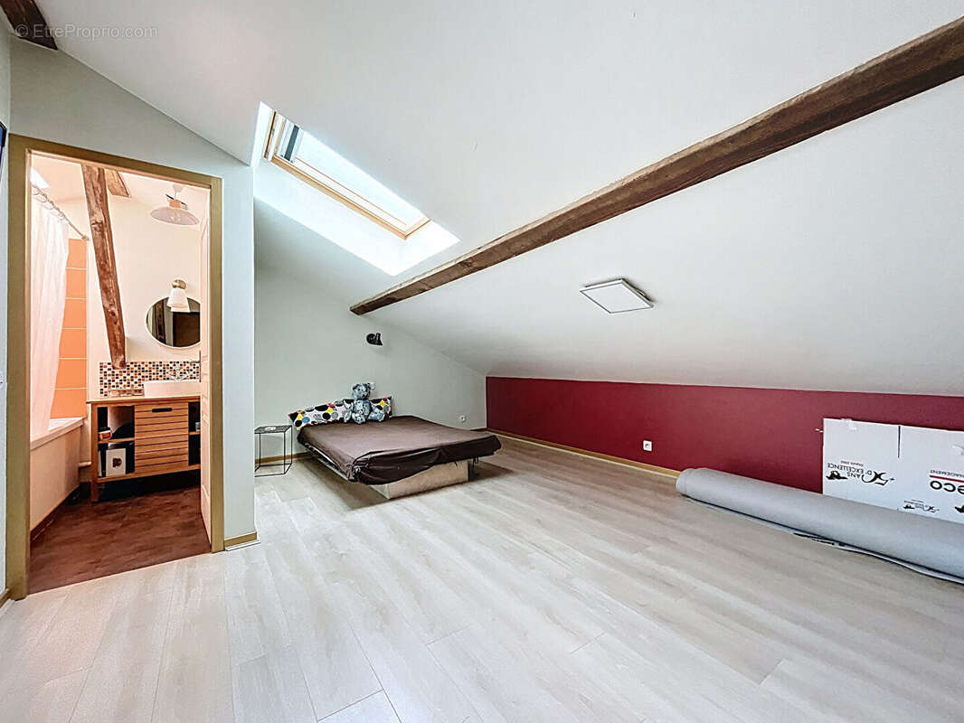 Maison à BLANQUEFORT