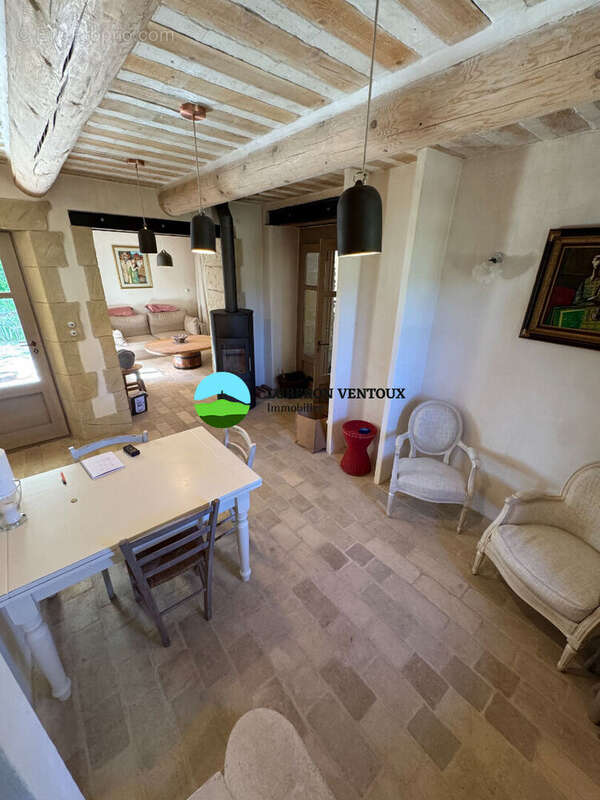 Maison à VILLES-SUR-AUZON