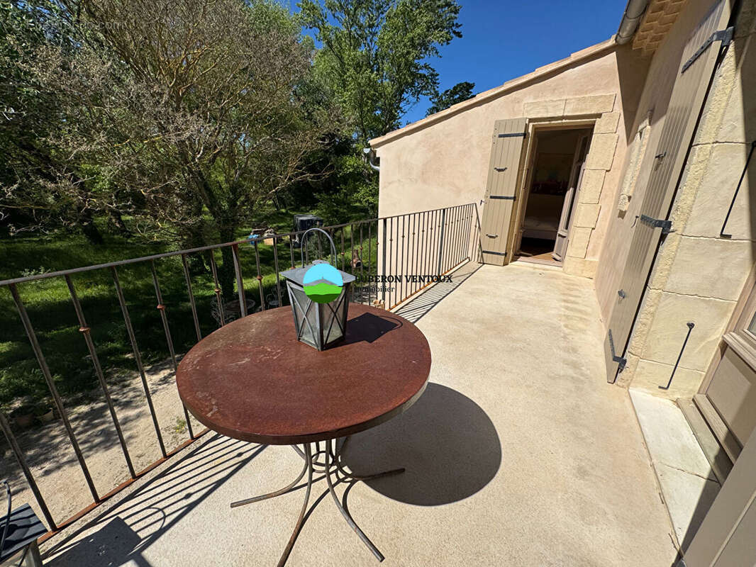 Maison à VILLES-SUR-AUZON