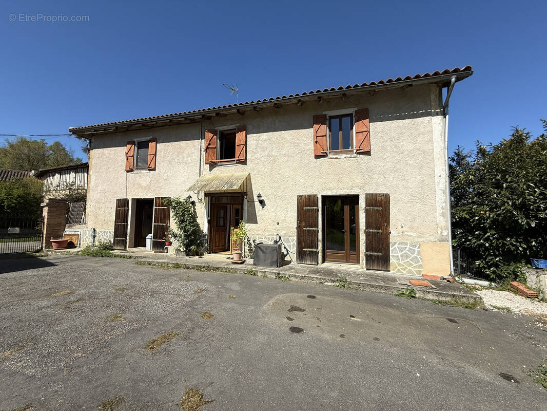 Maison à L&#039;ISLE-EN-DODON