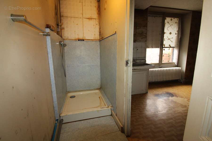 Maison à BRINON-SUR-BEUVRON