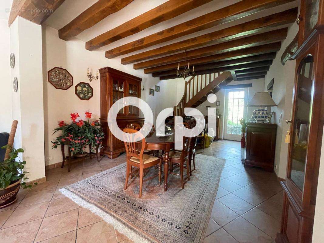 Maison à RONQUEROLLES