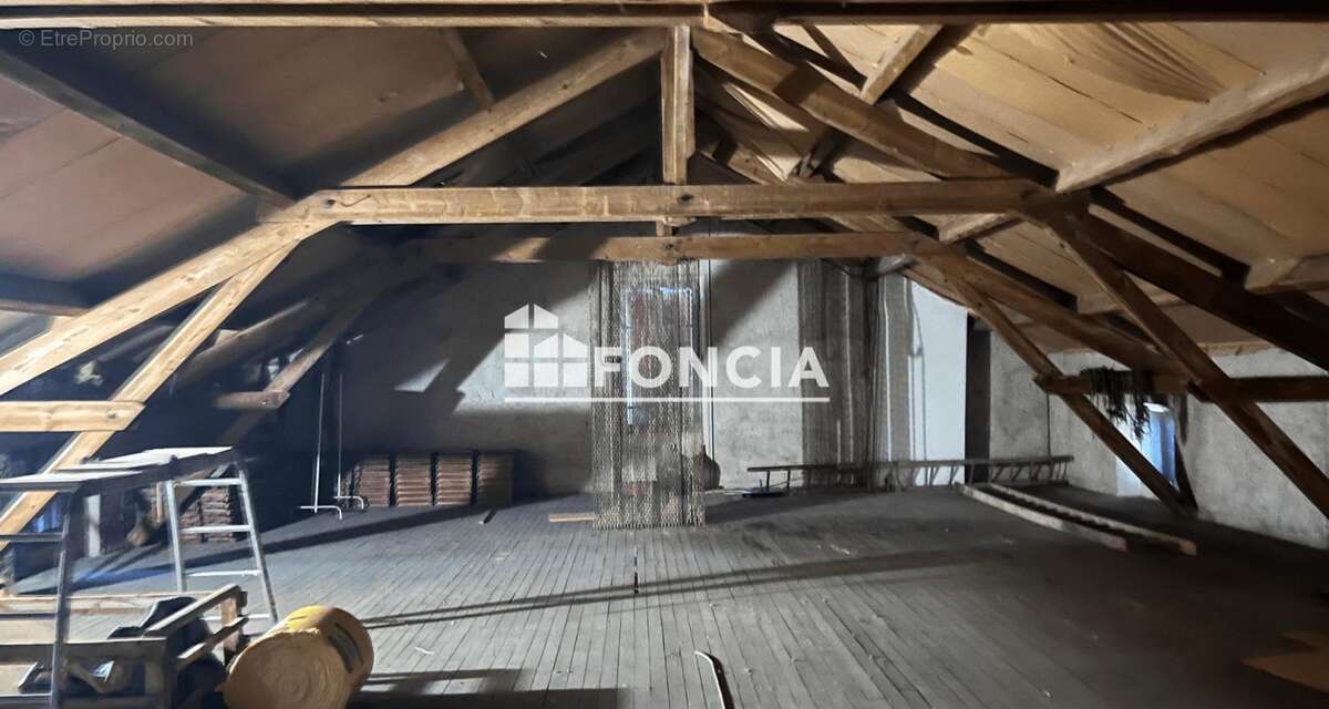 Maison à LACAPELLE-SEGALAR