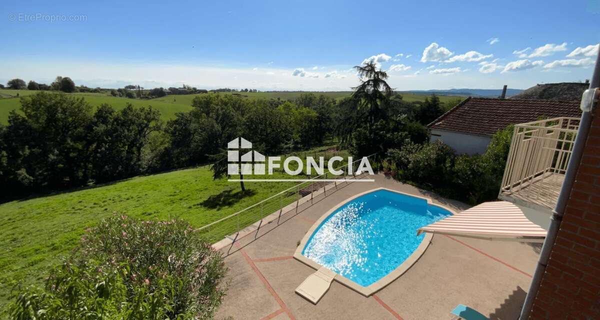 Maison à LACAPELLE-SEGALAR