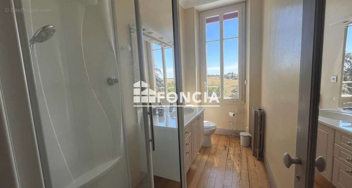 Maison à LACAPELLE-SEGALAR