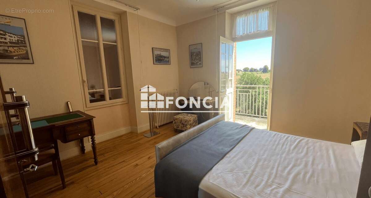 Maison à LACAPELLE-SEGALAR