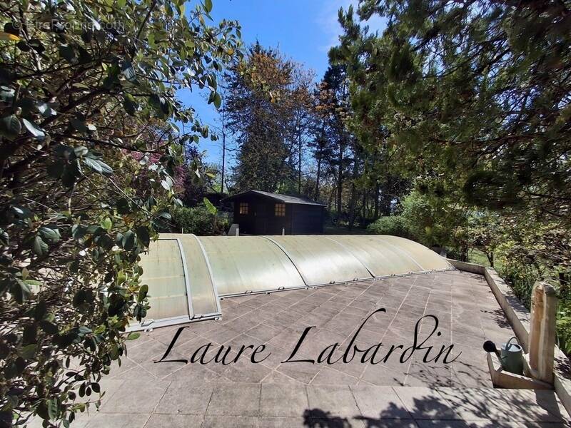 Maison à TOMBEBOEUF