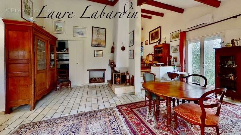 Maison à TOMBEBOEUF