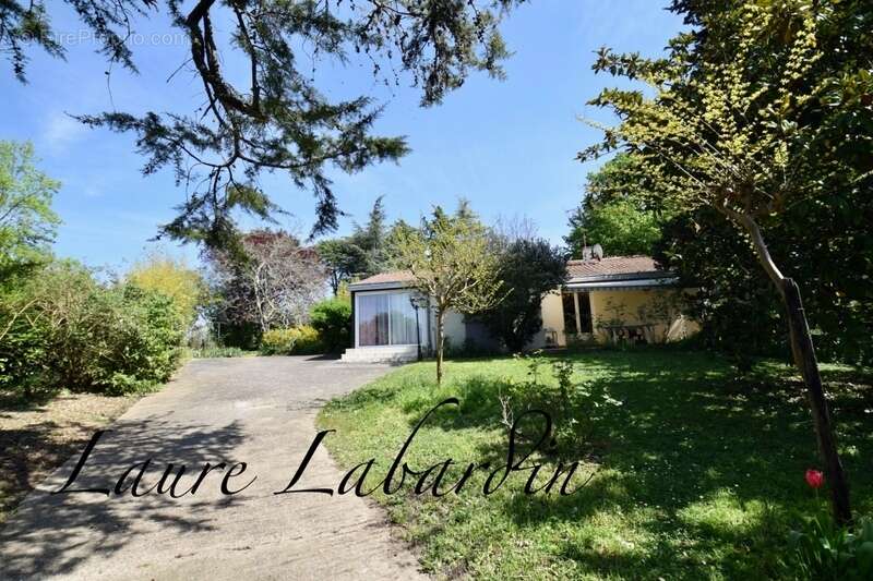 Maison à TOMBEBOEUF