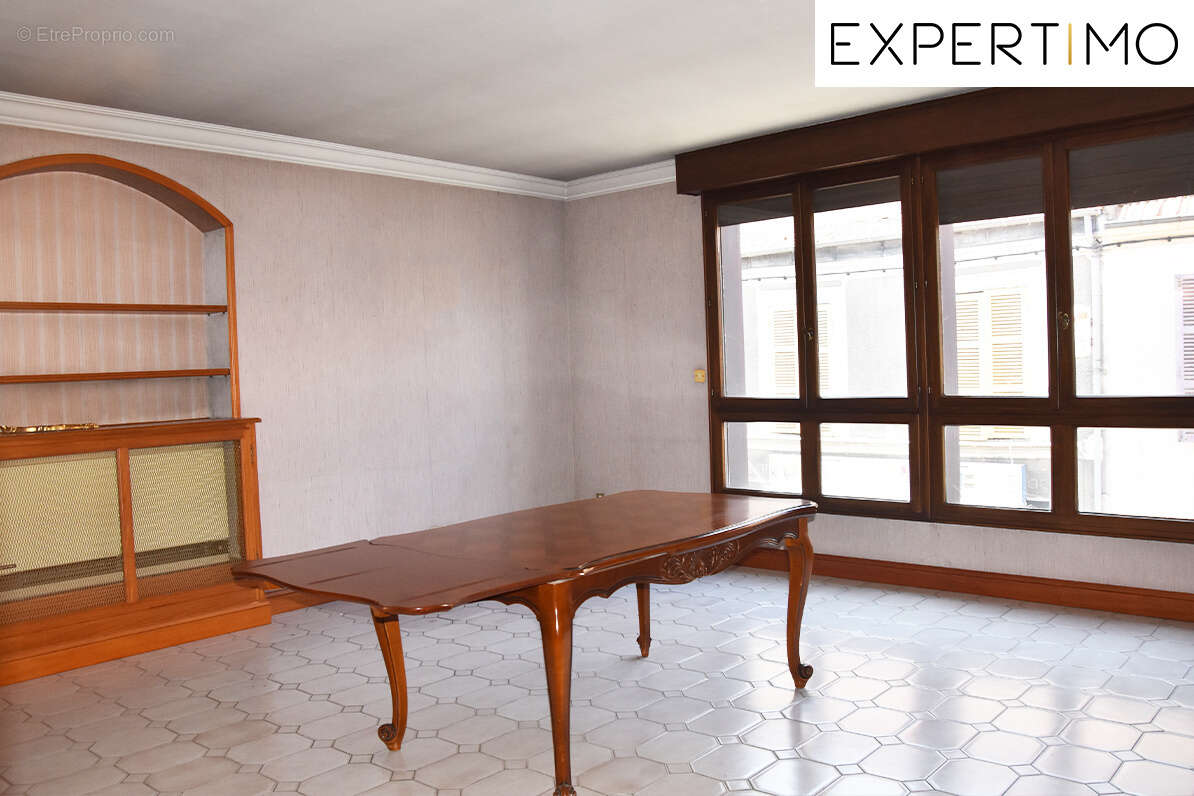 Maison à SAINT-ELOY-LES-MINES