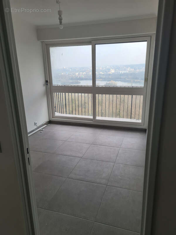 Appartement à GRIGNY