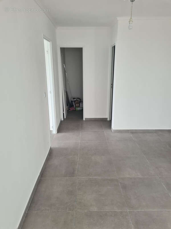 Appartement à GRIGNY