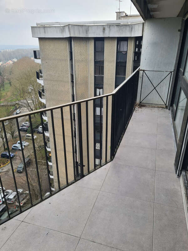 Appartement à GRIGNY
