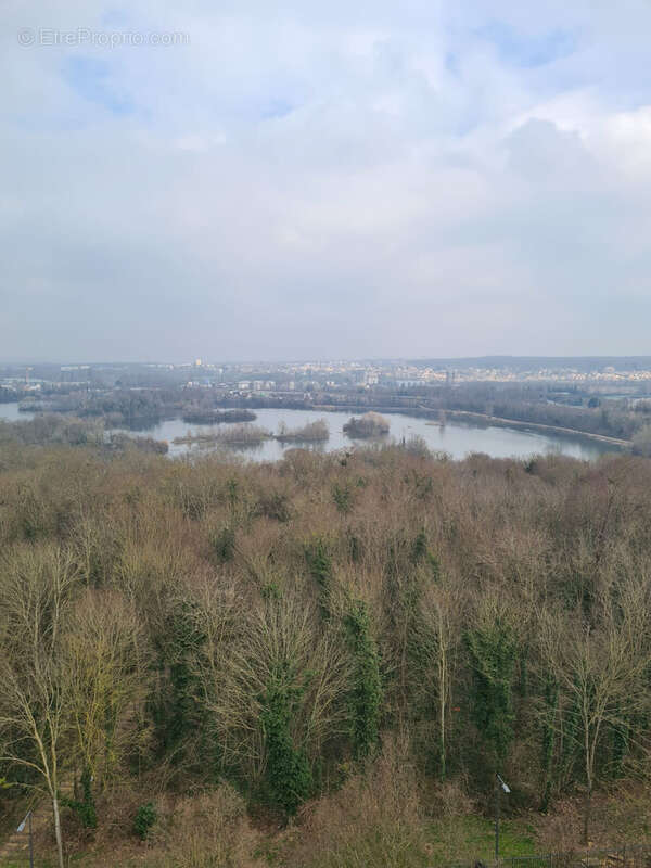 Appartement à GRIGNY