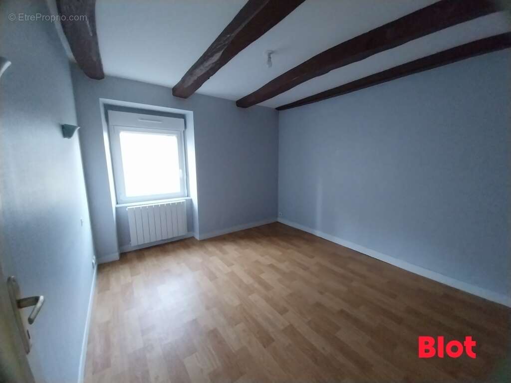 Maison à PLOUER-SUR-RANCE