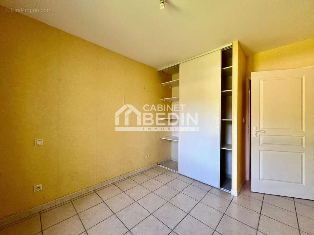 Maison à BEYCHAC-ET-CAILLAU