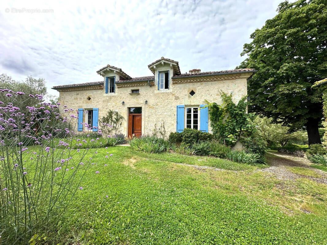 FACADE - Maison à LECTOURE