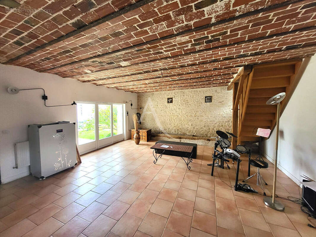 Maison à SOUPPES-SUR-LOING