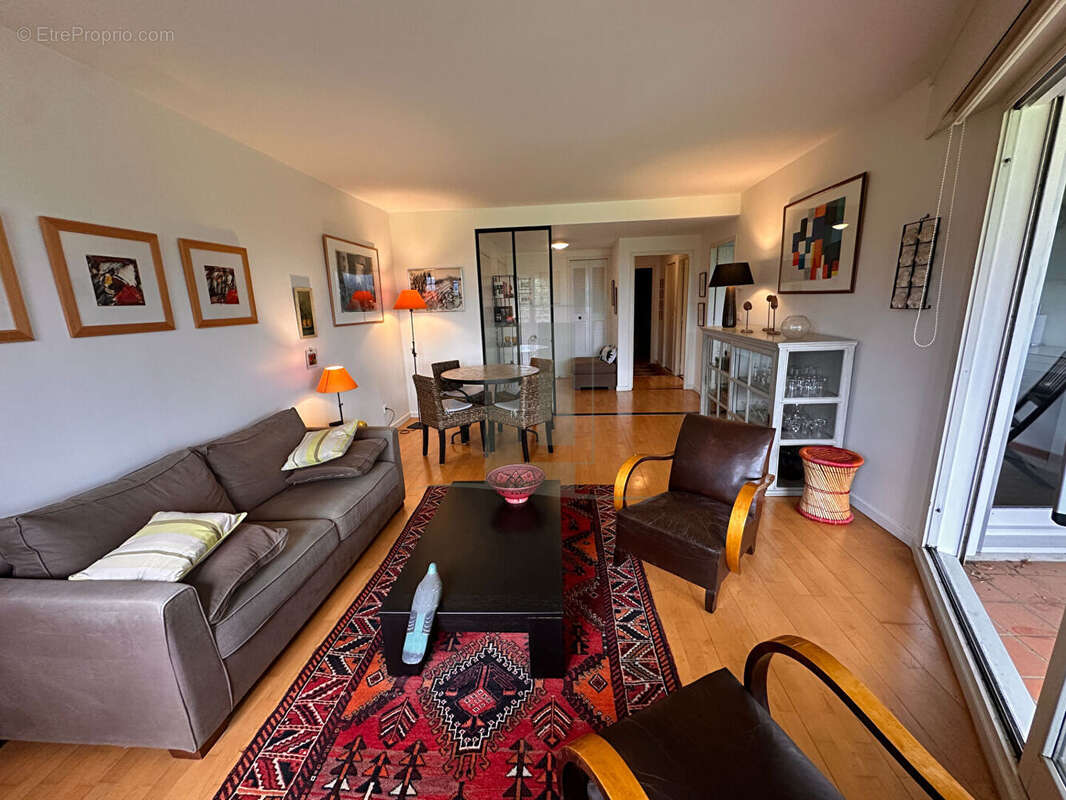 Appartement à ARCANGUES