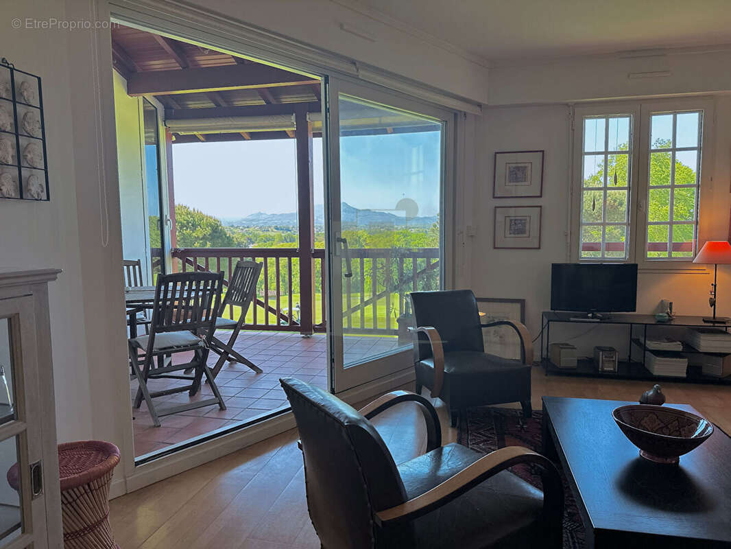 Appartement à ARCANGUES