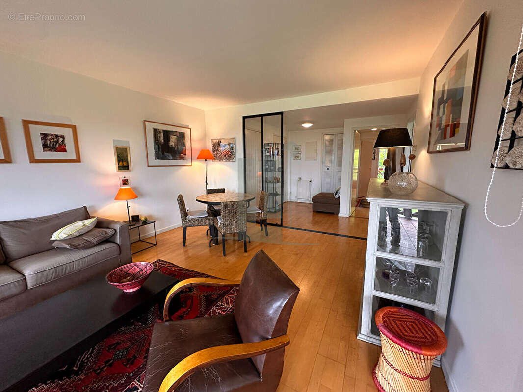 Appartement à ARCANGUES