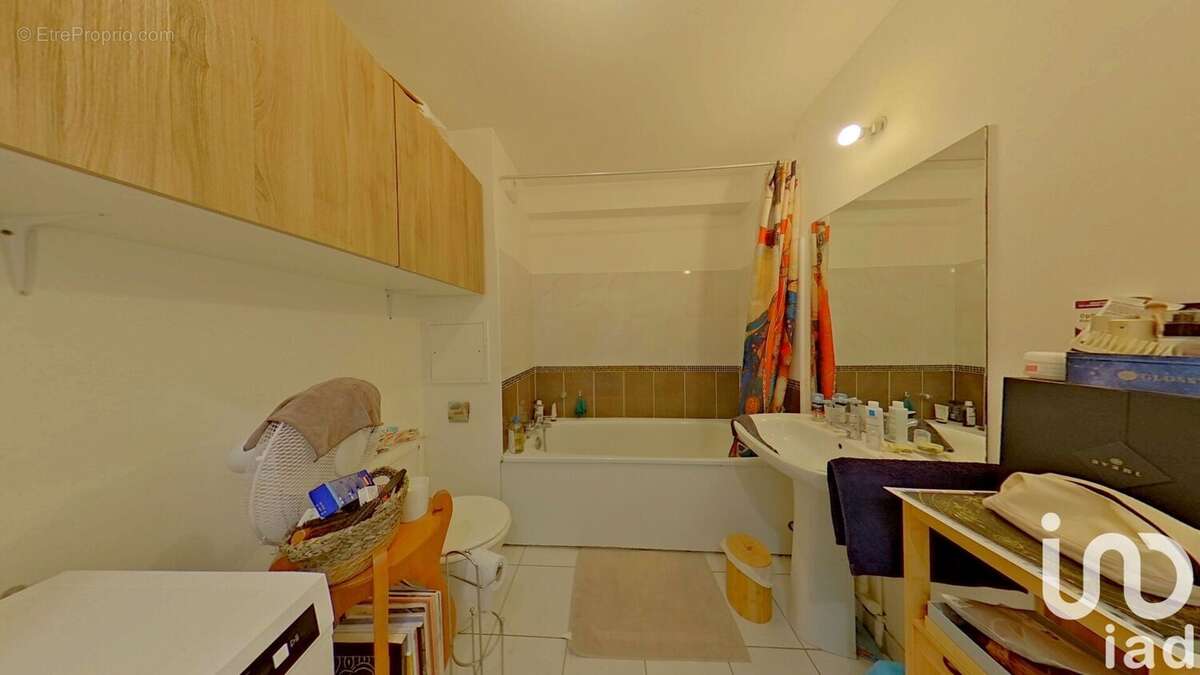 Photo 4 - Appartement à LIEUSAINT