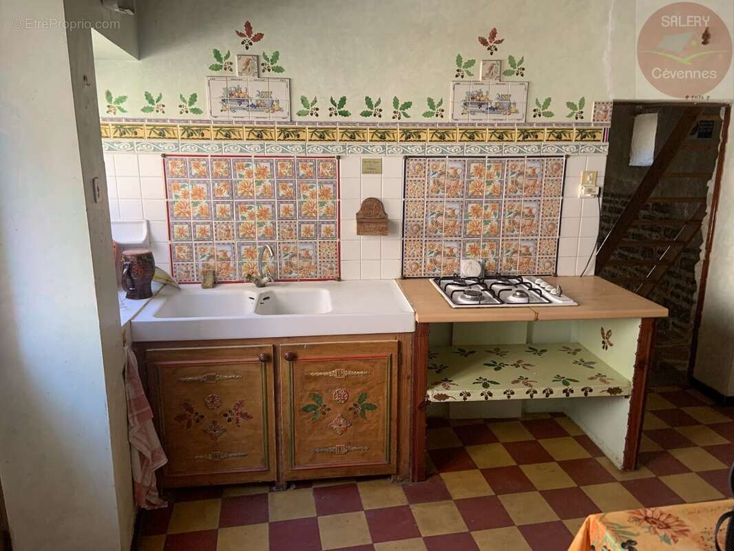 Maison à MEJANNES-LES-ALES