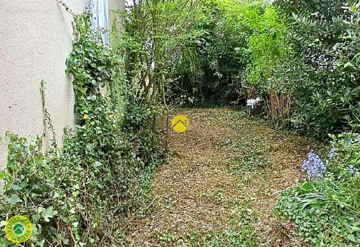 Maison à SAINT-HILAIRE