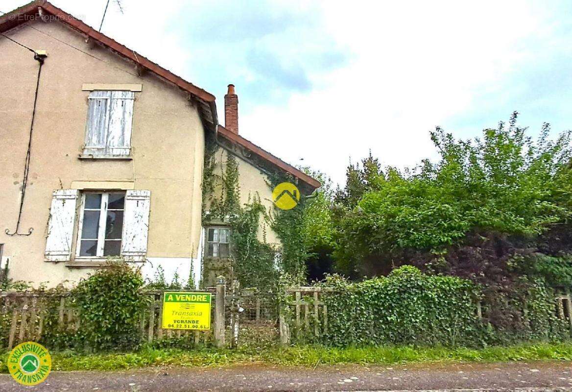 Maison à SAINT-HILAIRE