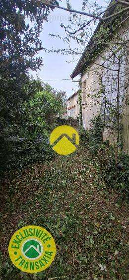 Maison à SAINT-HILAIRE