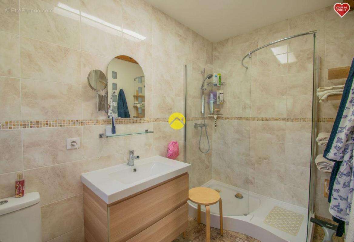 Maison à LE BUISSON-DE-CADOUIN