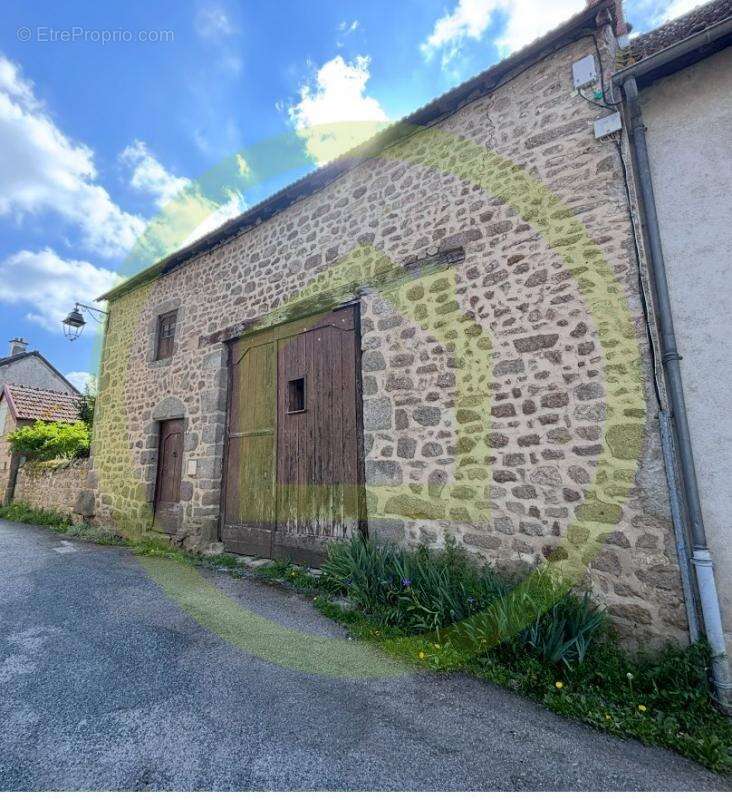 Maison à CHENERAILLES