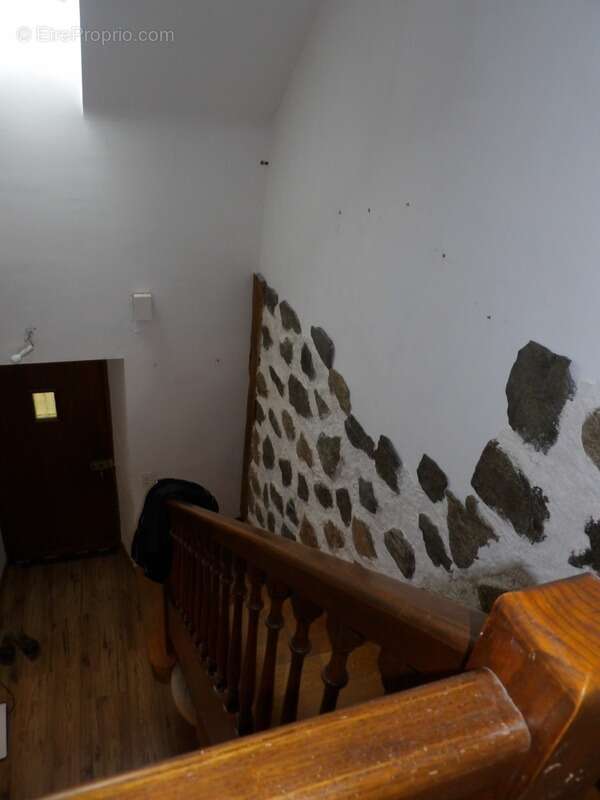 Maison à LAGARDE-ENVAL