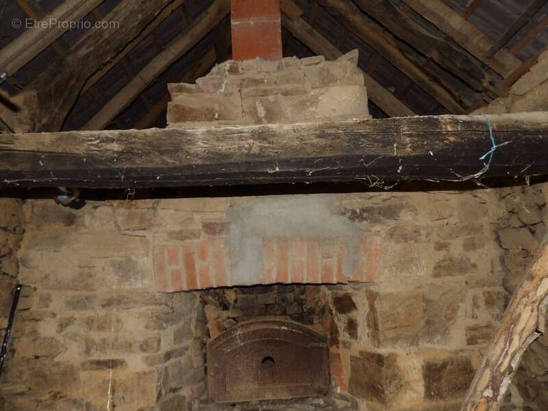 Maison à LAGARDE-ENVAL