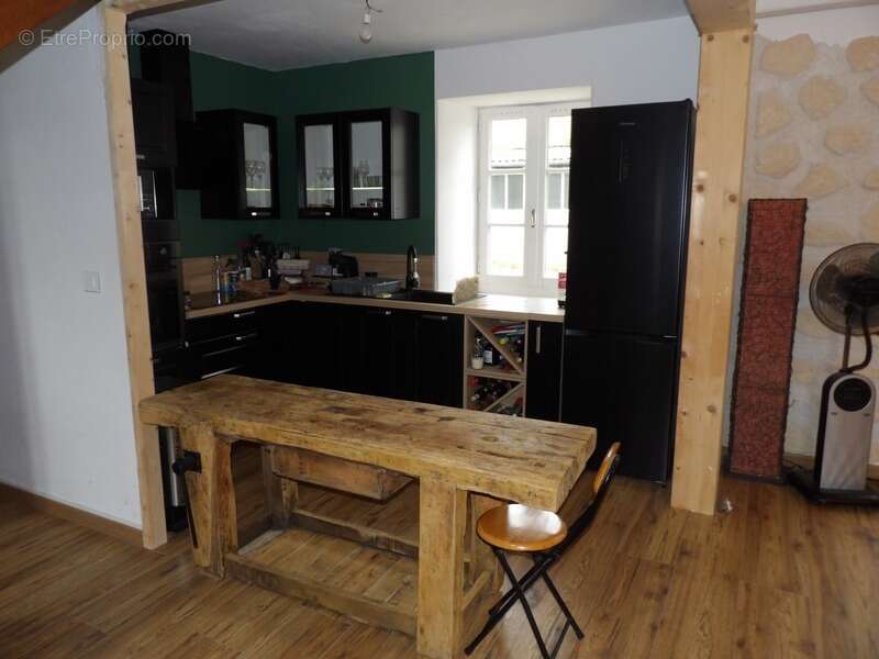 Maison à LAGARDE-ENVAL