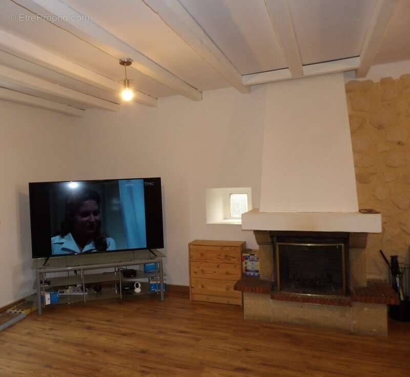 Maison à LAGARDE-ENVAL