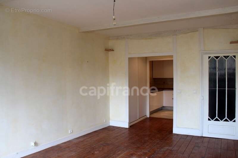 Appartement à SAINT-CLAR