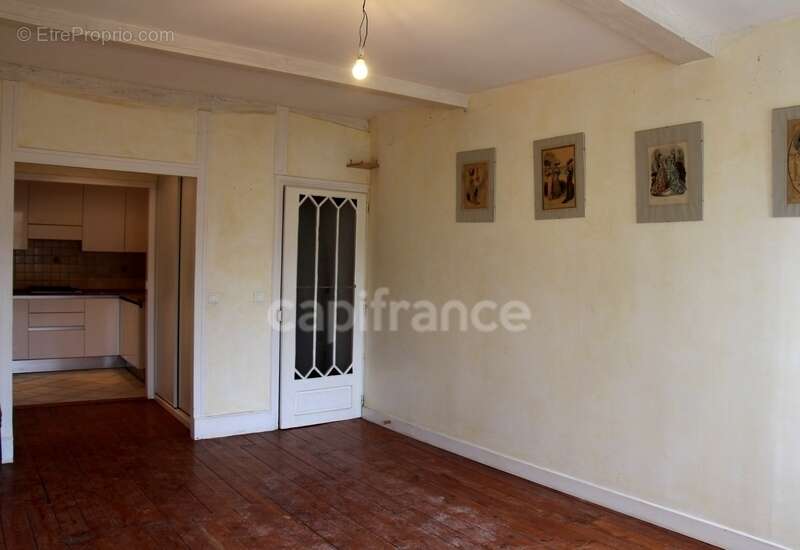 Appartement à SAINT-CLAR