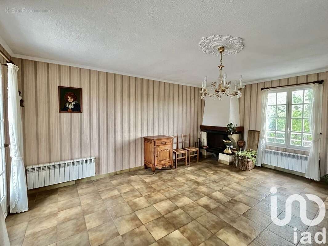 Photo 4 - Maison à BEAULON