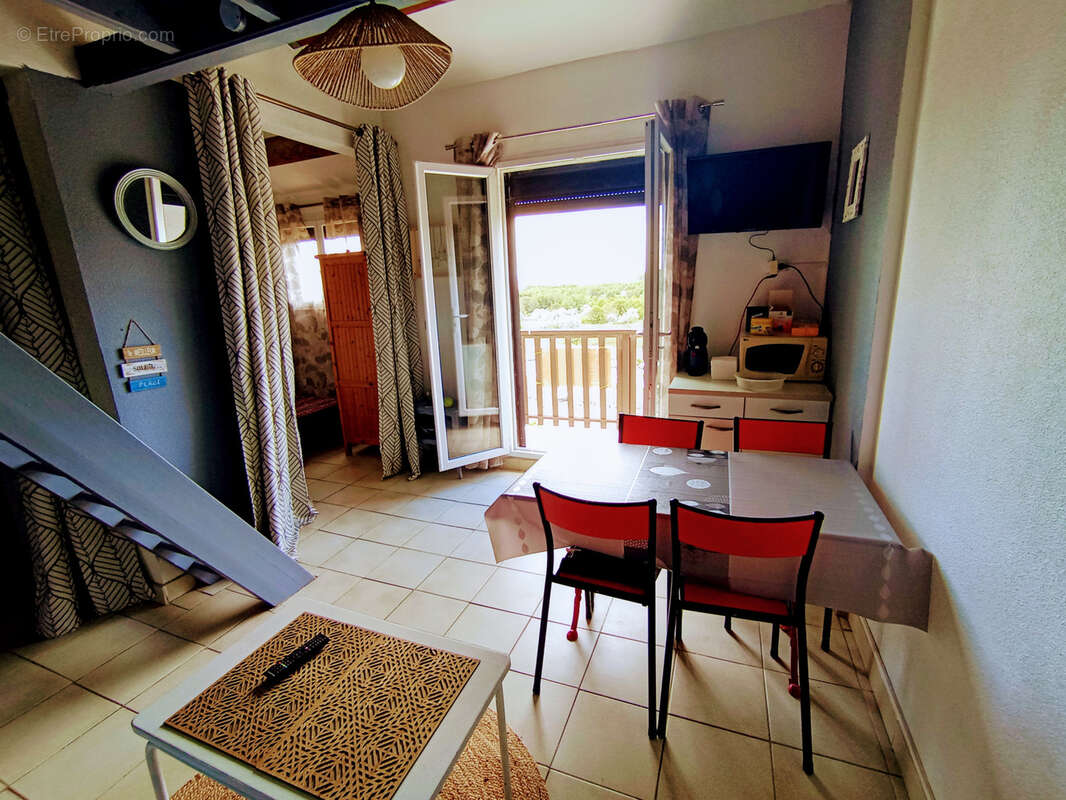 Appartement à FLEURY